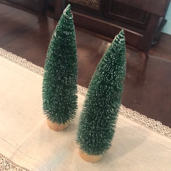 Lighted Bottle Brush Trees - Picture 12 of 16
